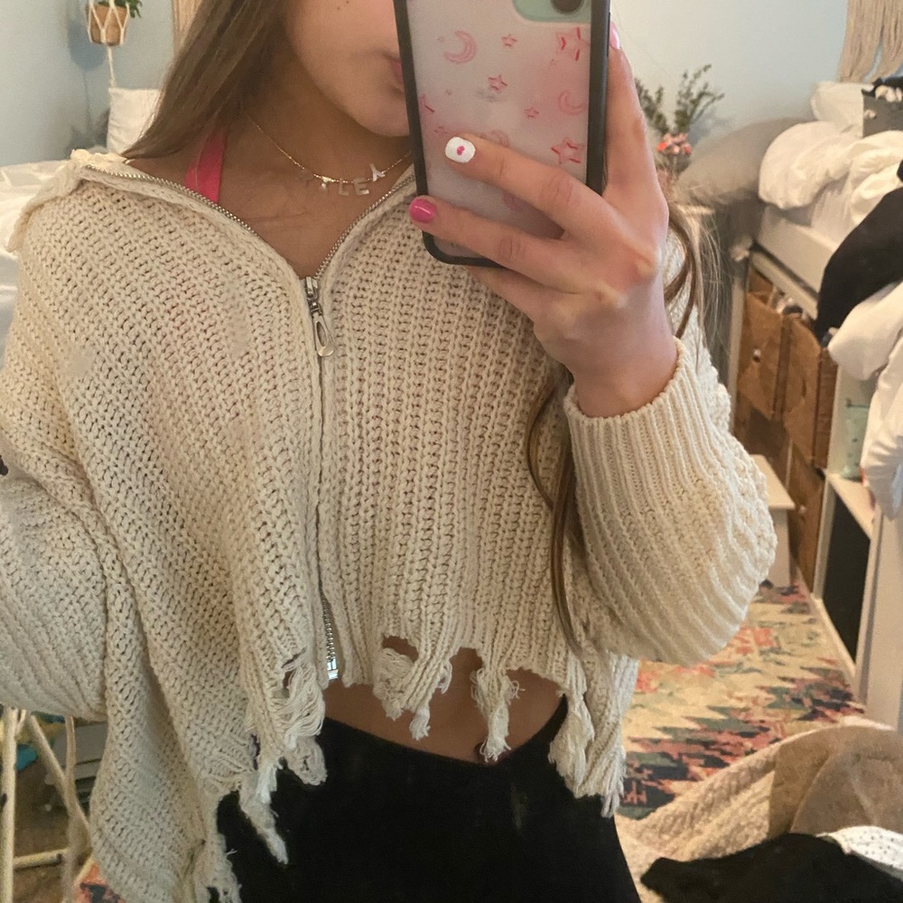 cropped zip up sweater